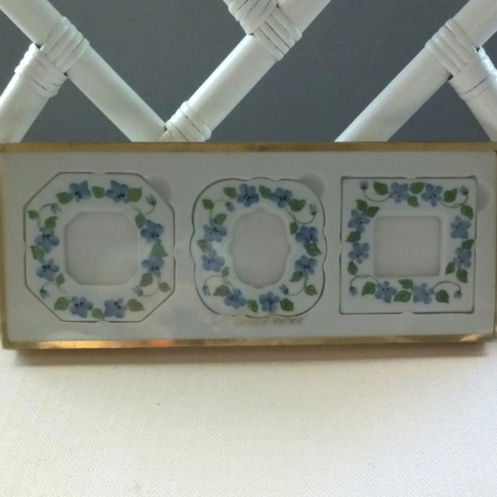 VINTAGE NWT ANDREA BY SADAK PORCELAIN FRAMES
